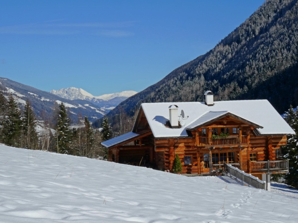 Val d'Ultimo Sudtirol Winter Wonderland